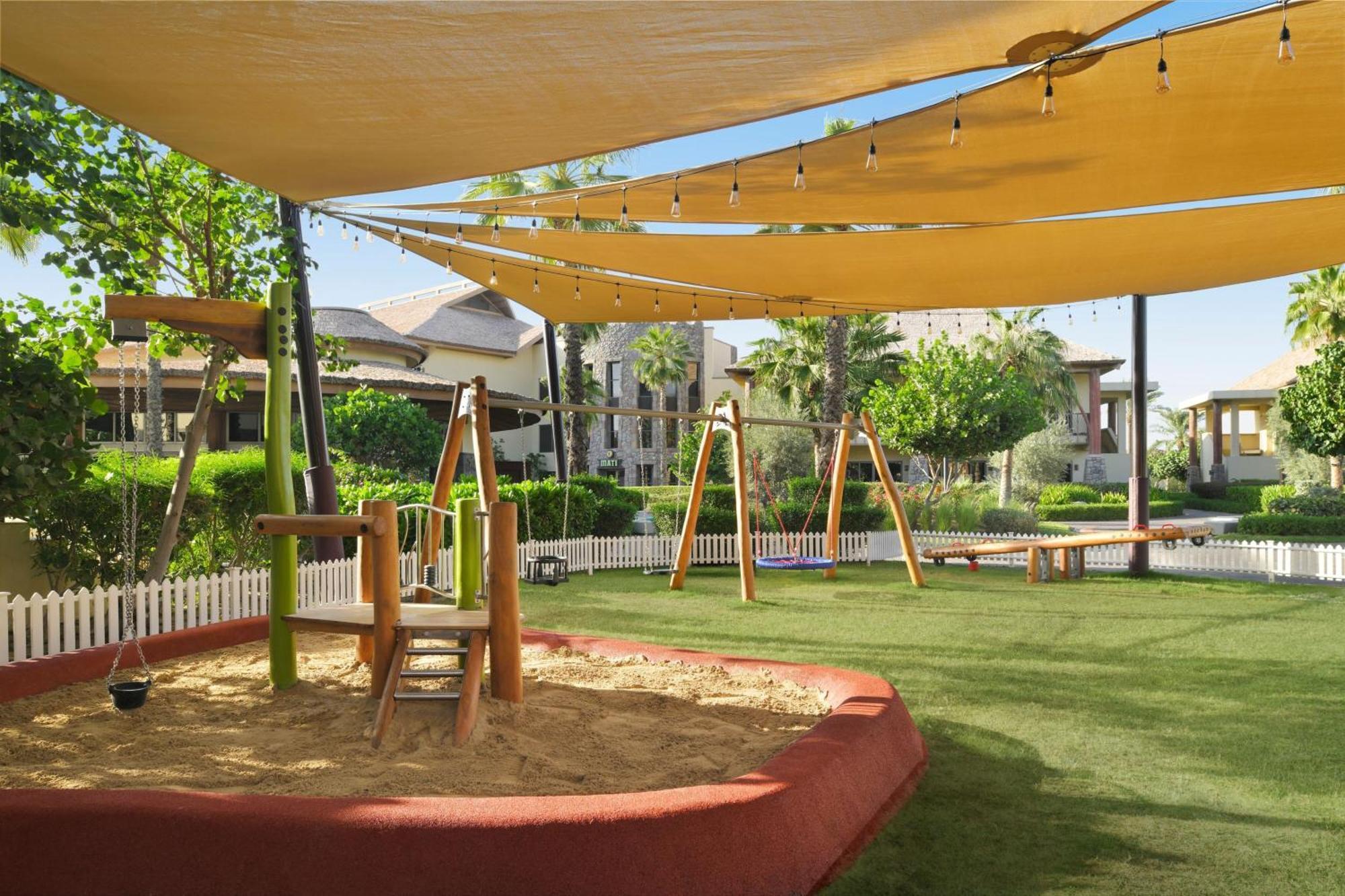 Lapita, Dubai Parks And Resorts, Autograph Collection Exterior foto Playground at the school