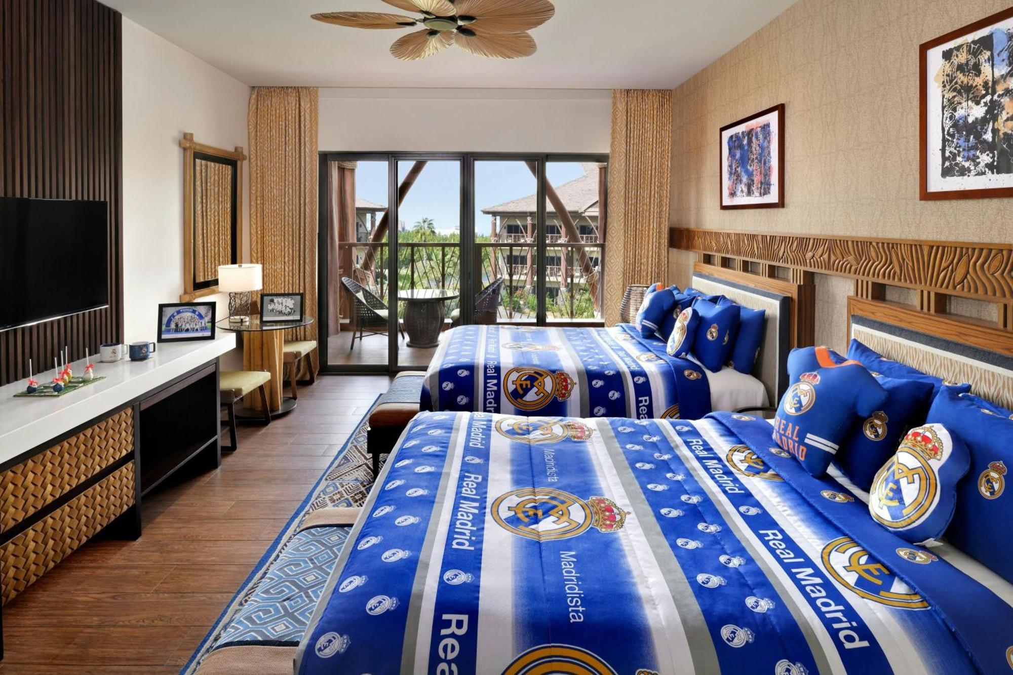 Lapita, Dubai Parks And Resorts, Autograph Collection Exterior foto Real Madrid themed room at the hotel